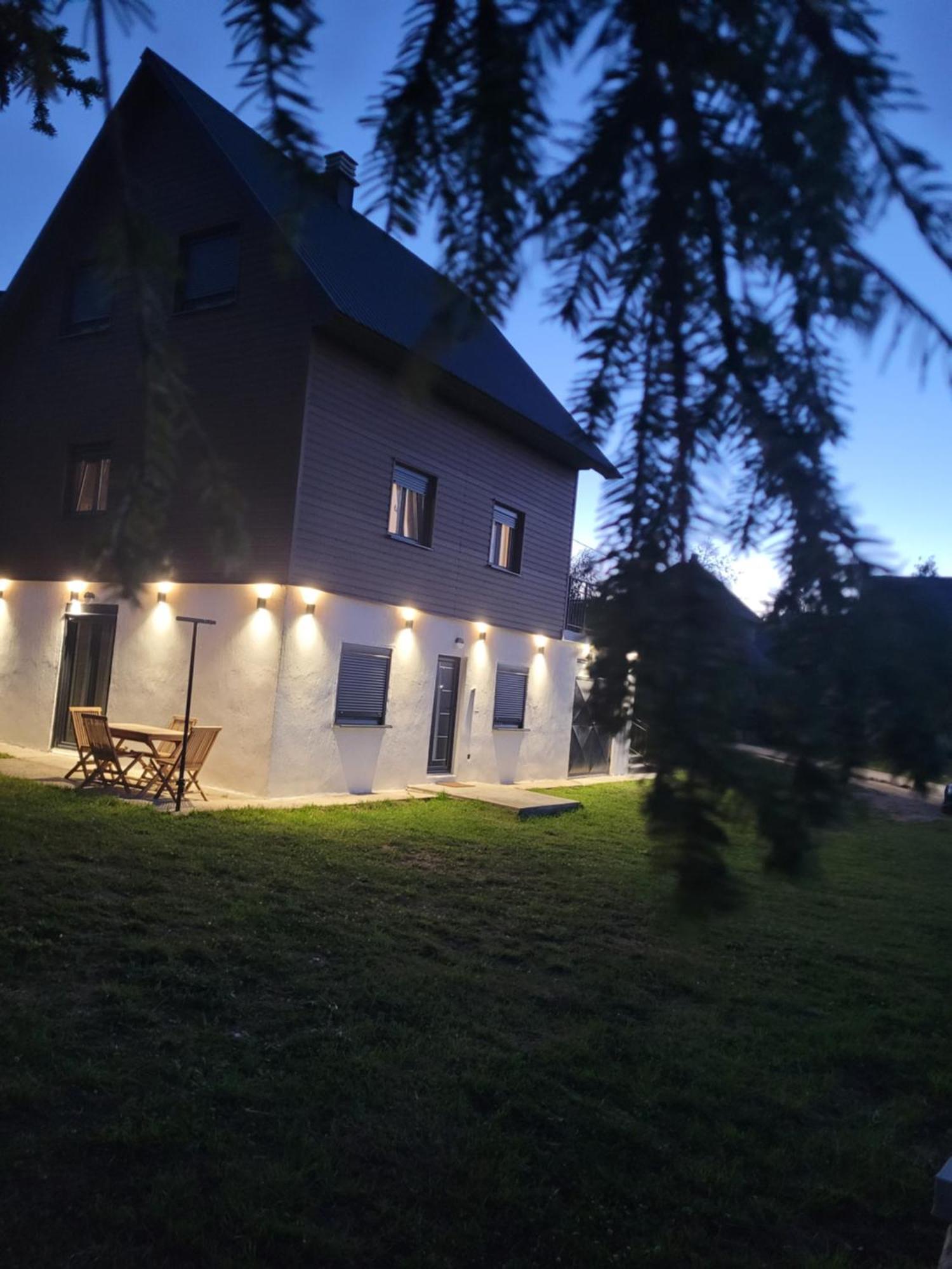 Zabljak Apartments エクステリア 写真